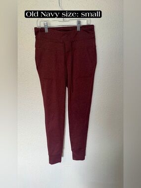 Old Navy Women's Burgundy Drawstring Jogger Pants